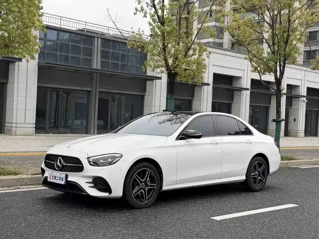Mercedes-Benz E-Class (Import) — фото 1