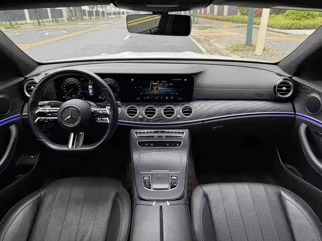 Mercedes-Benz E-Class (Import) — фото 4