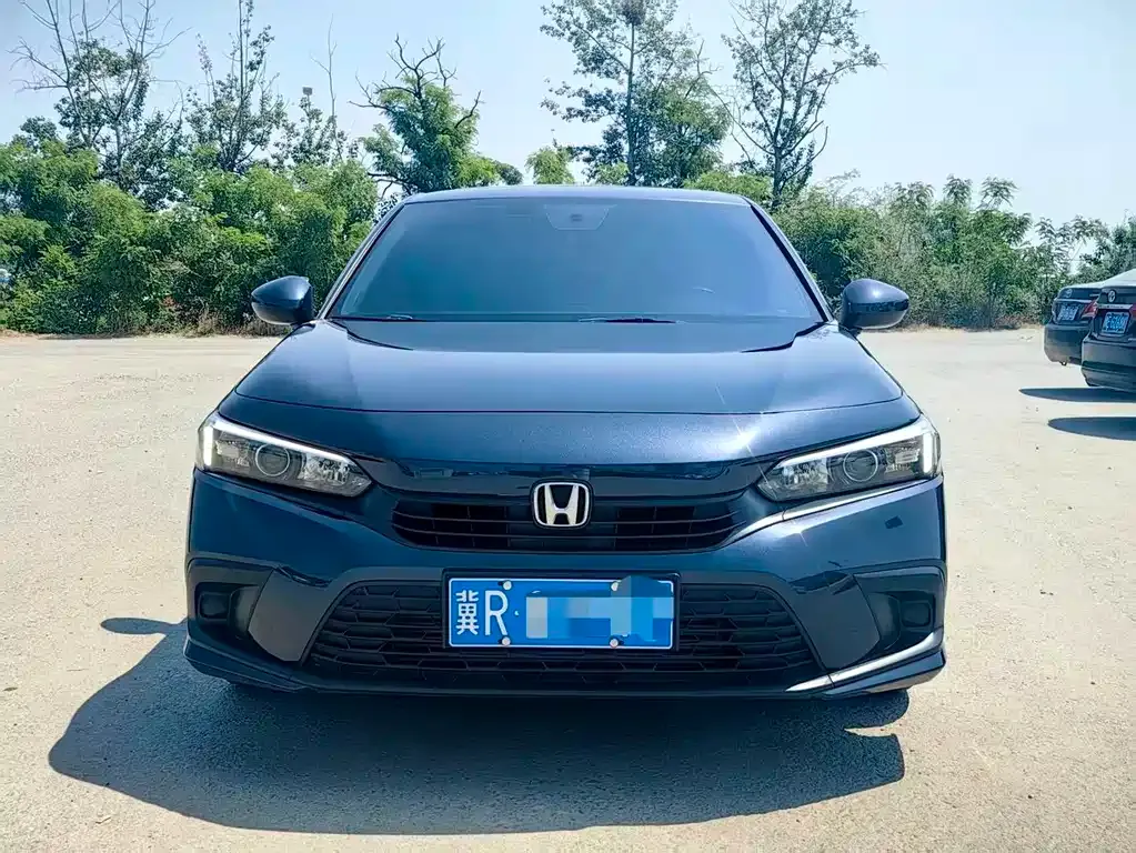 Honda Civic — фото 1