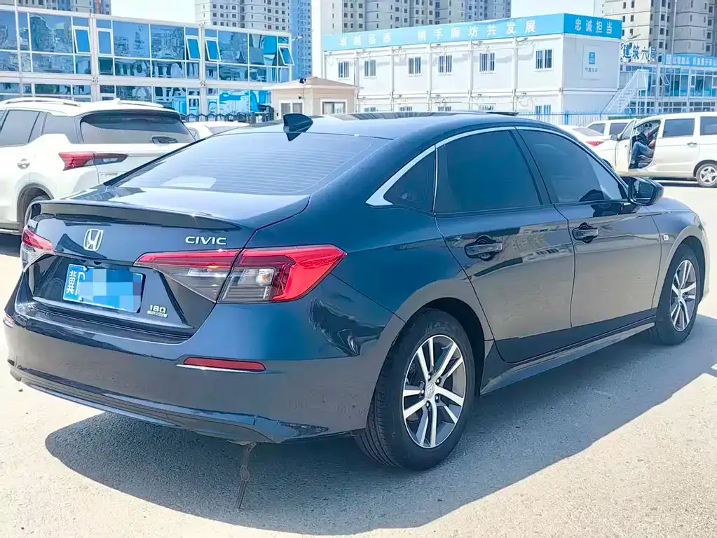 Honda Civic — фото 6