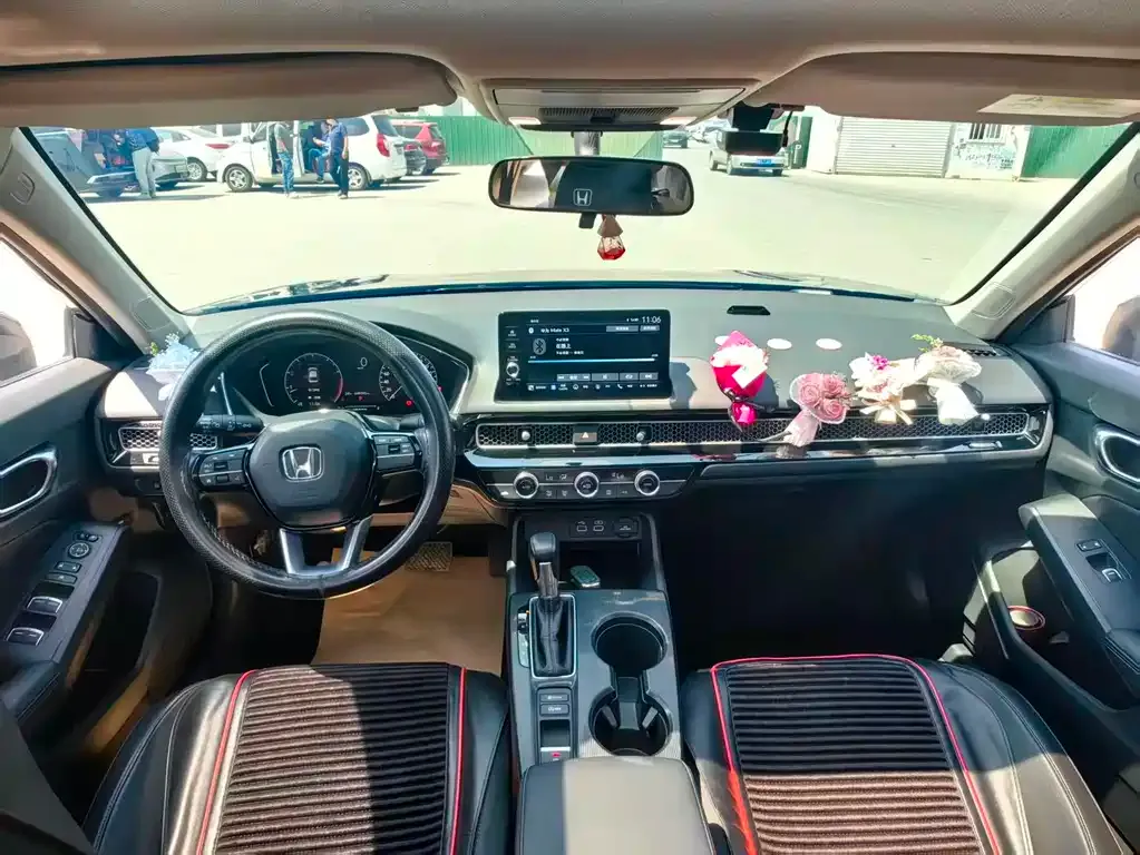 Honda Civic — фото 8