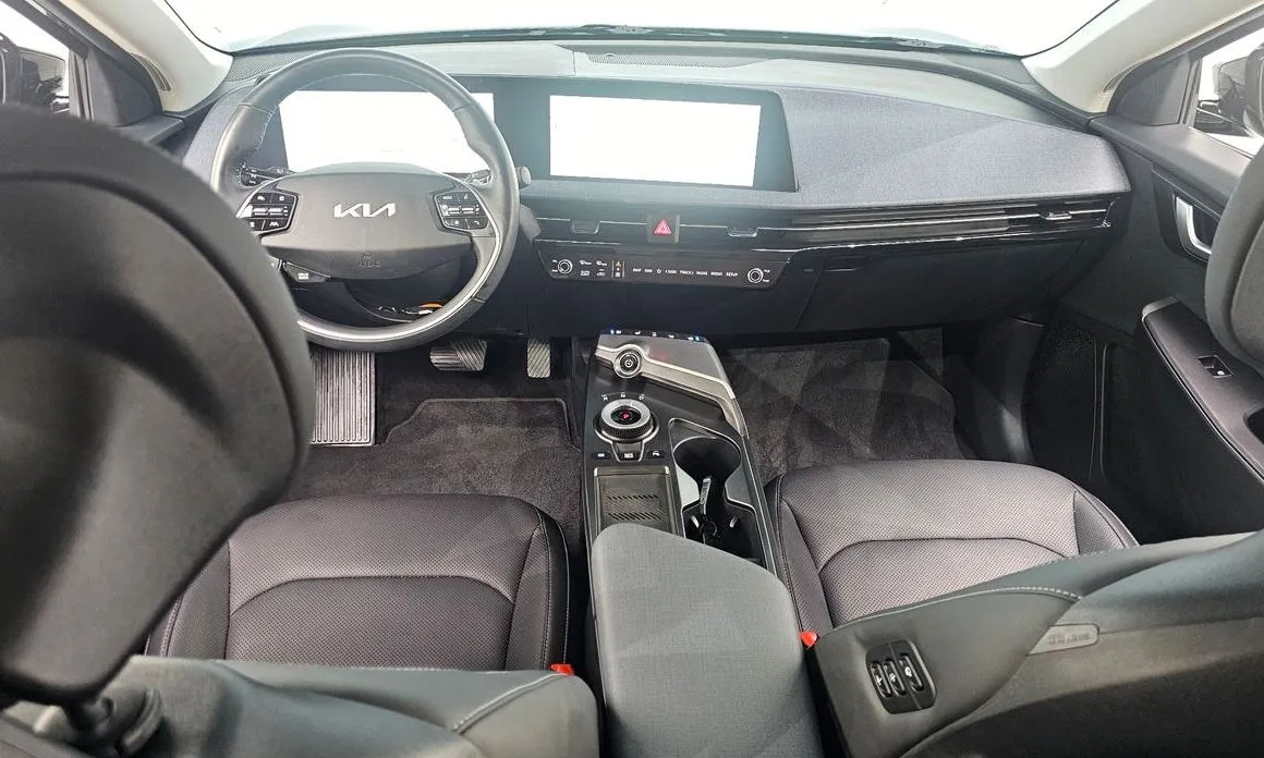 Kia EV6 — фото 9