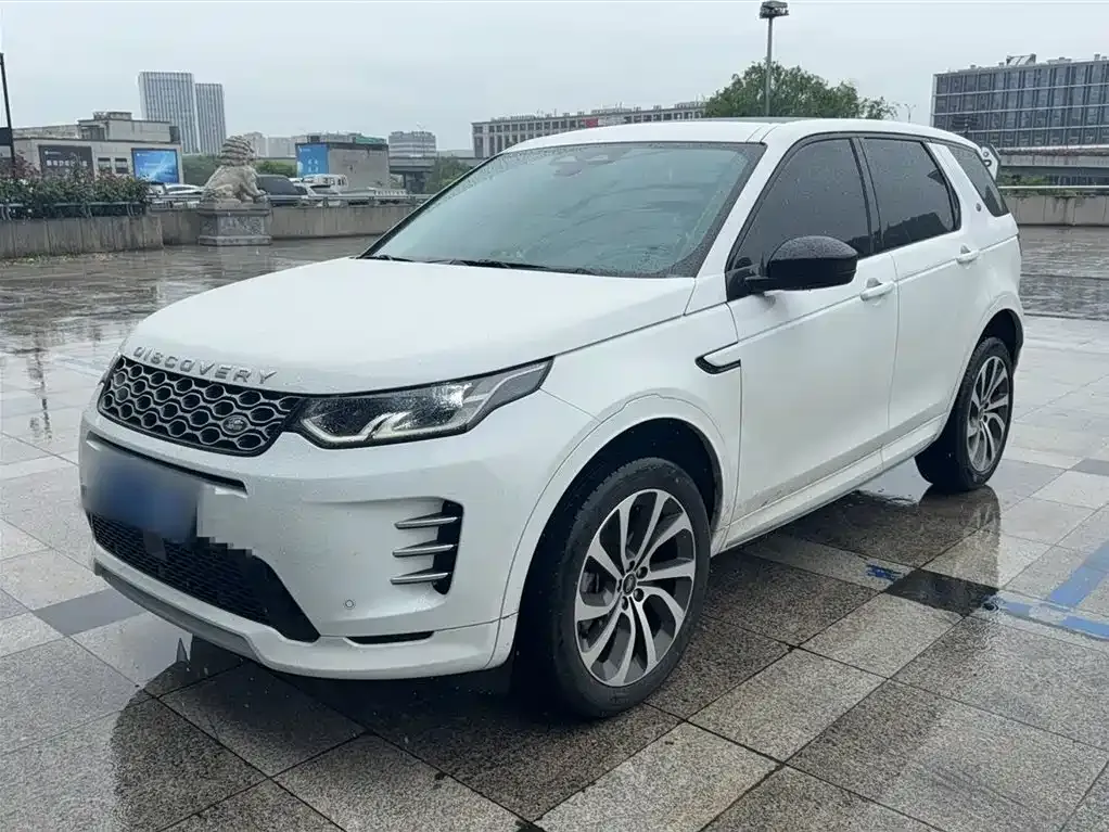 Land Rover Discovery Sport — фото 1