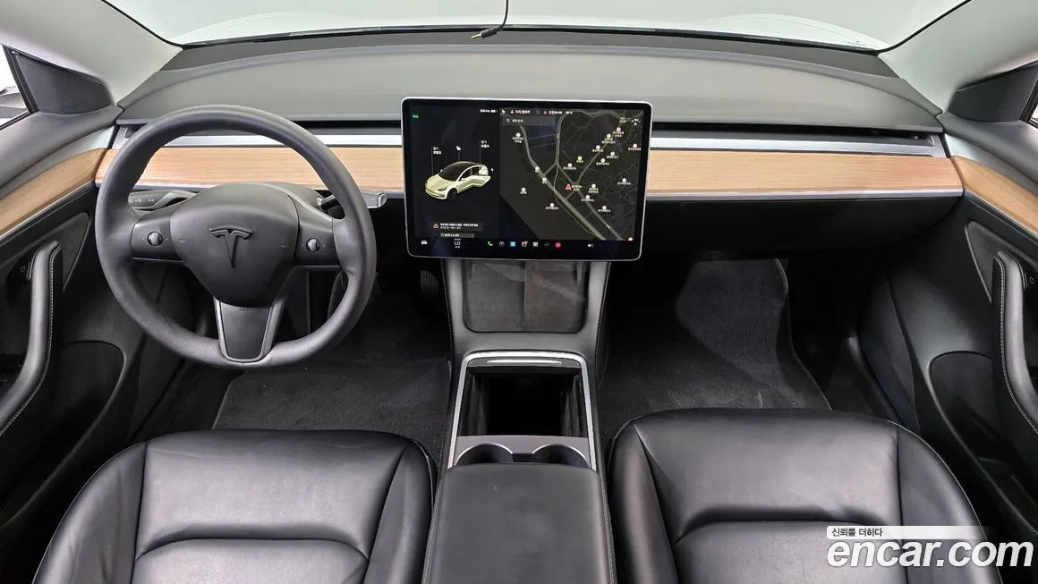 Tesla Model 3 — фото 7