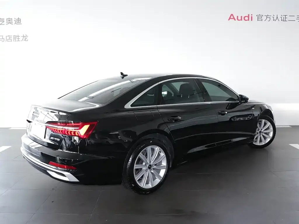 Audi A6L — фото 7