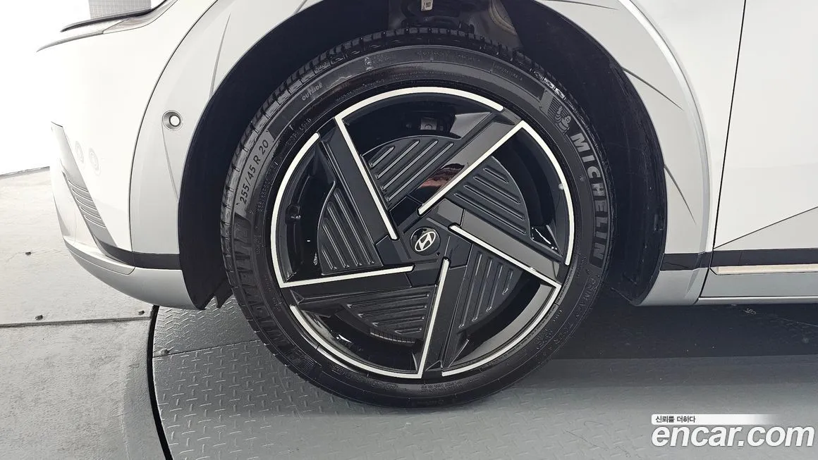 Hyundai Ioniq5 — фото 5