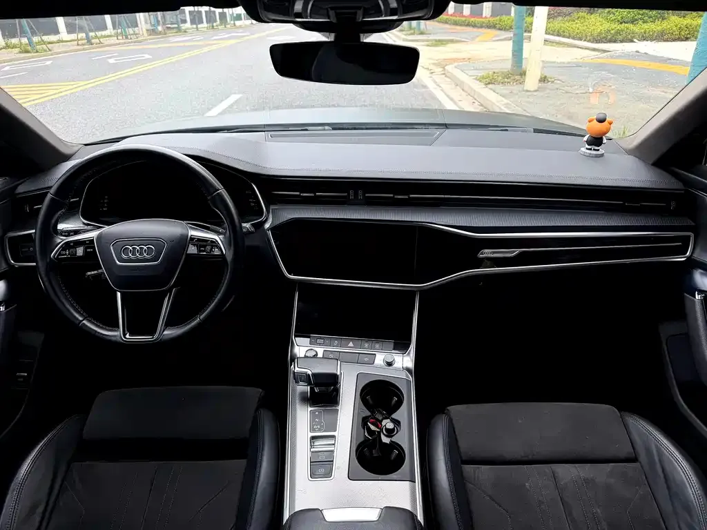 Audi A6 (Import) — фото 7