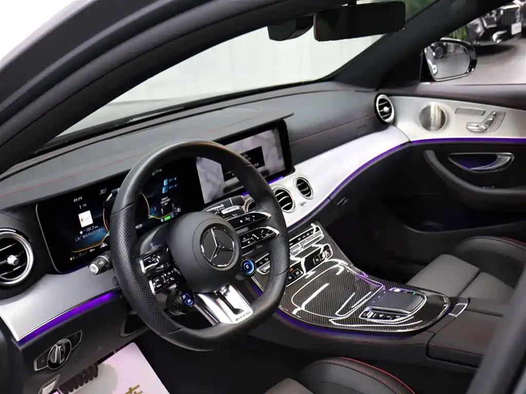 Mercedes-Benz E-Class AMG — фото 9