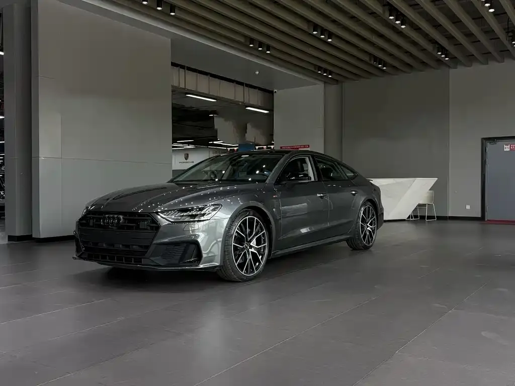 Audi A7 — фото 1
