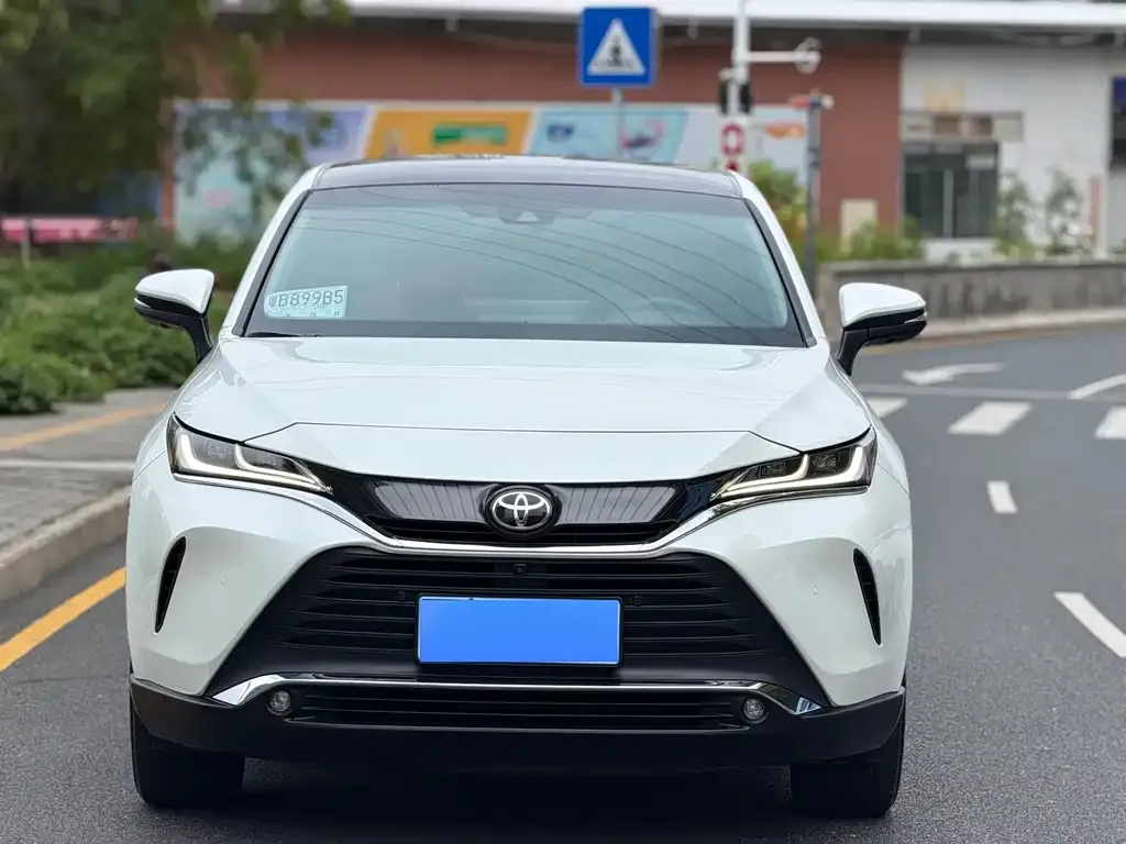 Toyota Harrier — фото 8