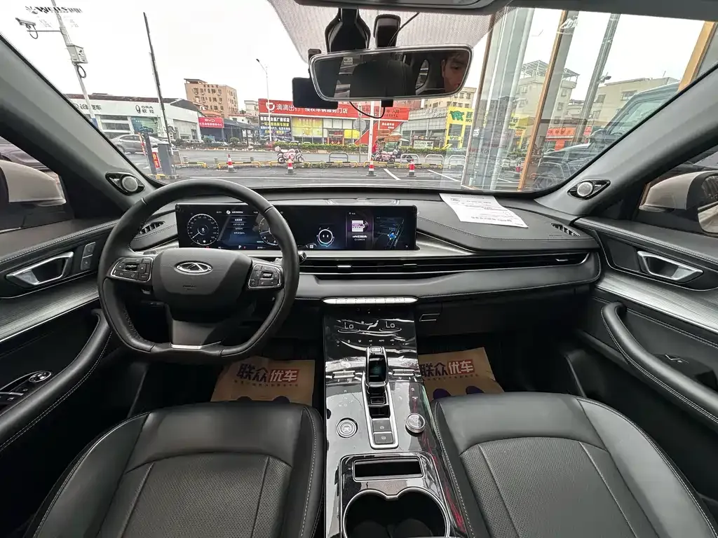 Chery Tiggo 8 PLUS — фото 8