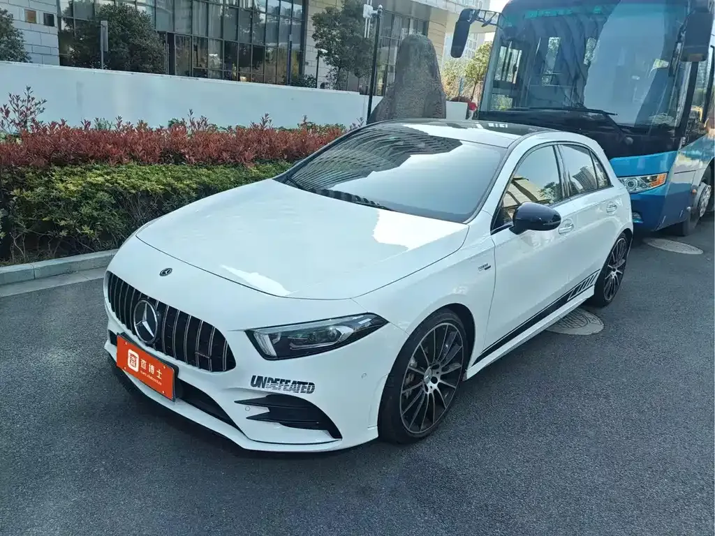 Mercedes-Benz A-Class AMG — фото 1
