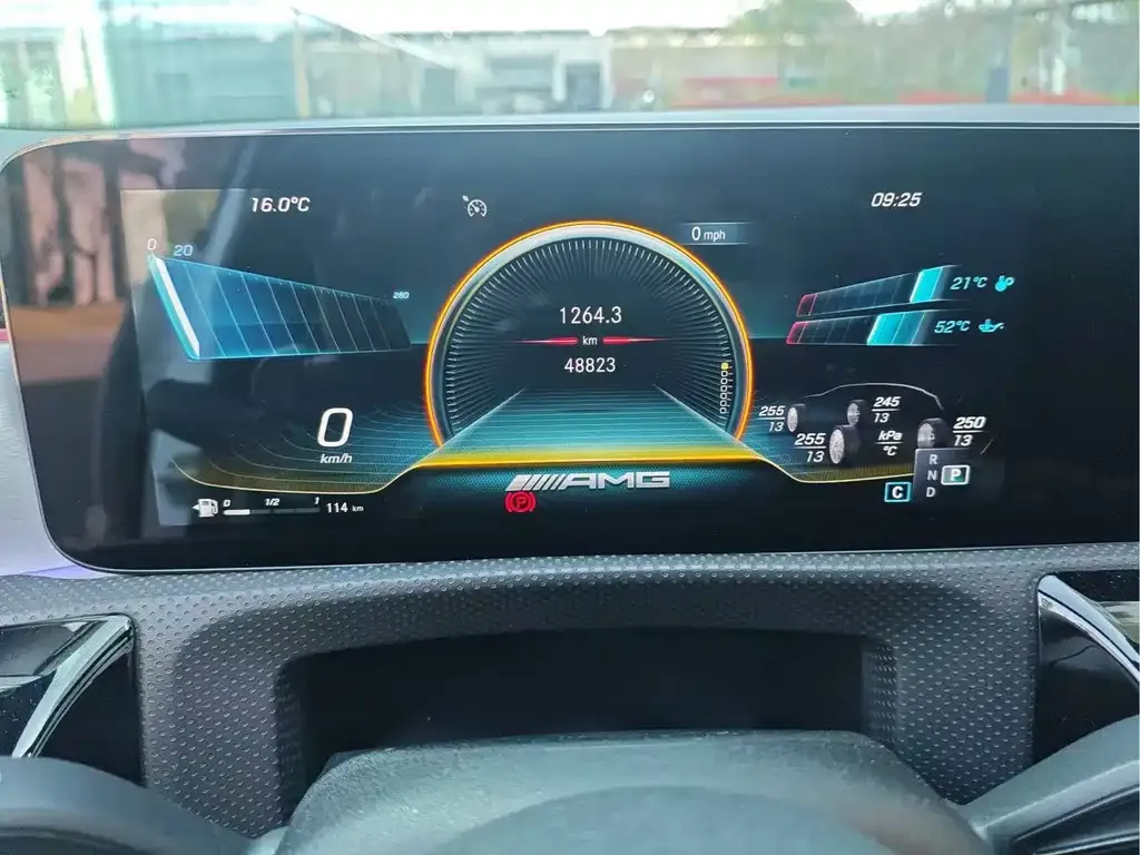 Mercedes-Benz A-Class AMG — фото 2