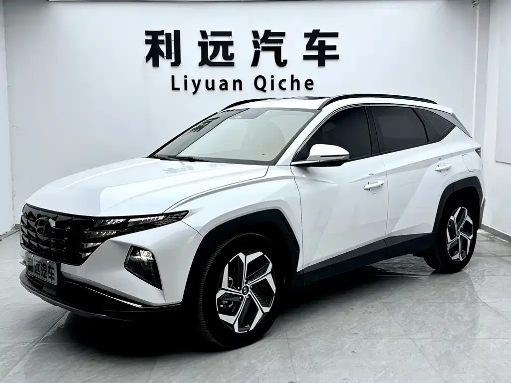 Hyundai Tucson — фото 1