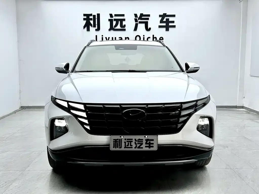 Hyundai Tucson — фото 2