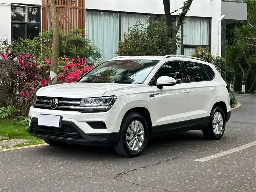 Volkswagen Tharu — фото 1