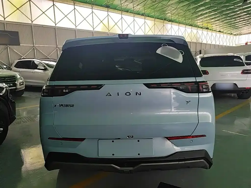 Aion Y — фото 7