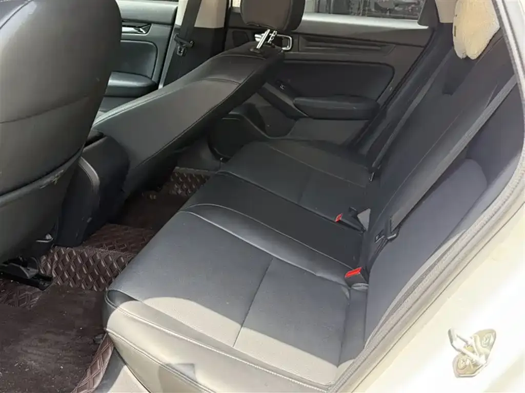 Honda Civic — фото 2