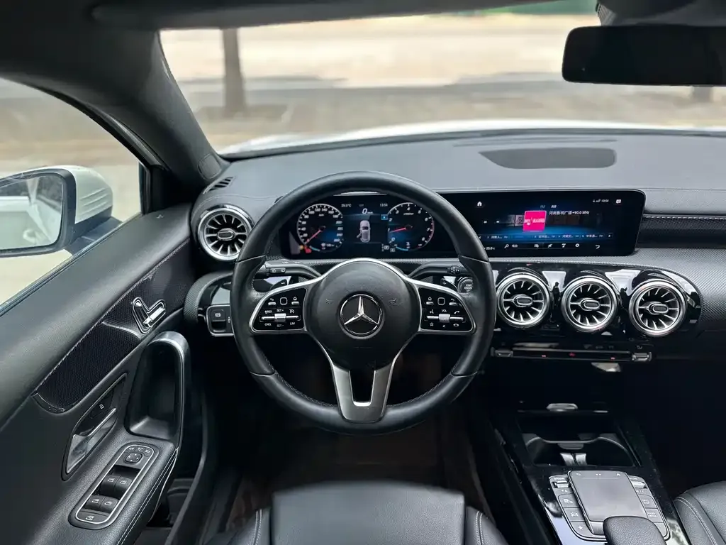 Mercedes-Benz A-Class (Import) — фото 2