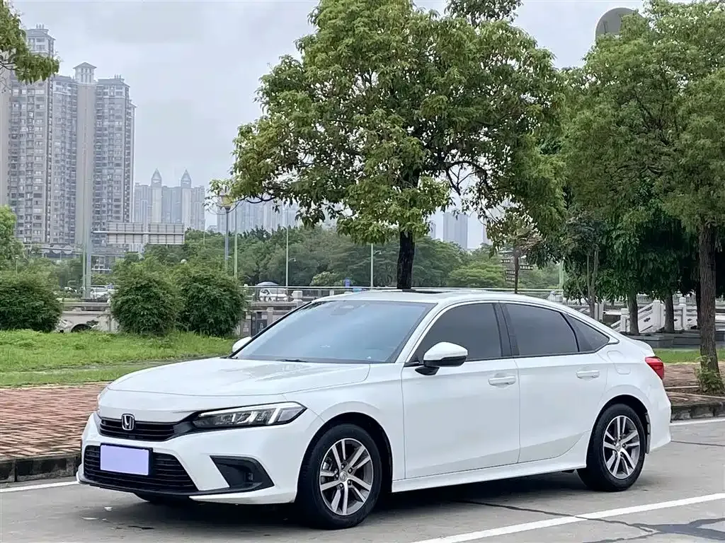 Honda Civic — фото 1