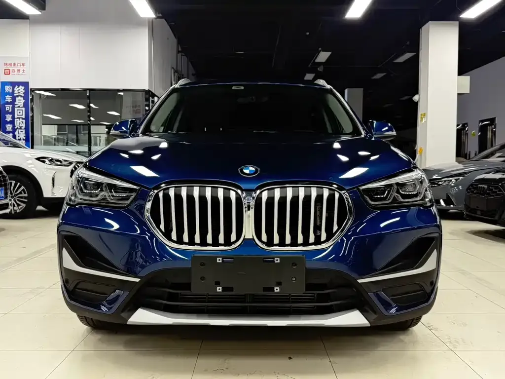 BMW X1 — фото 7