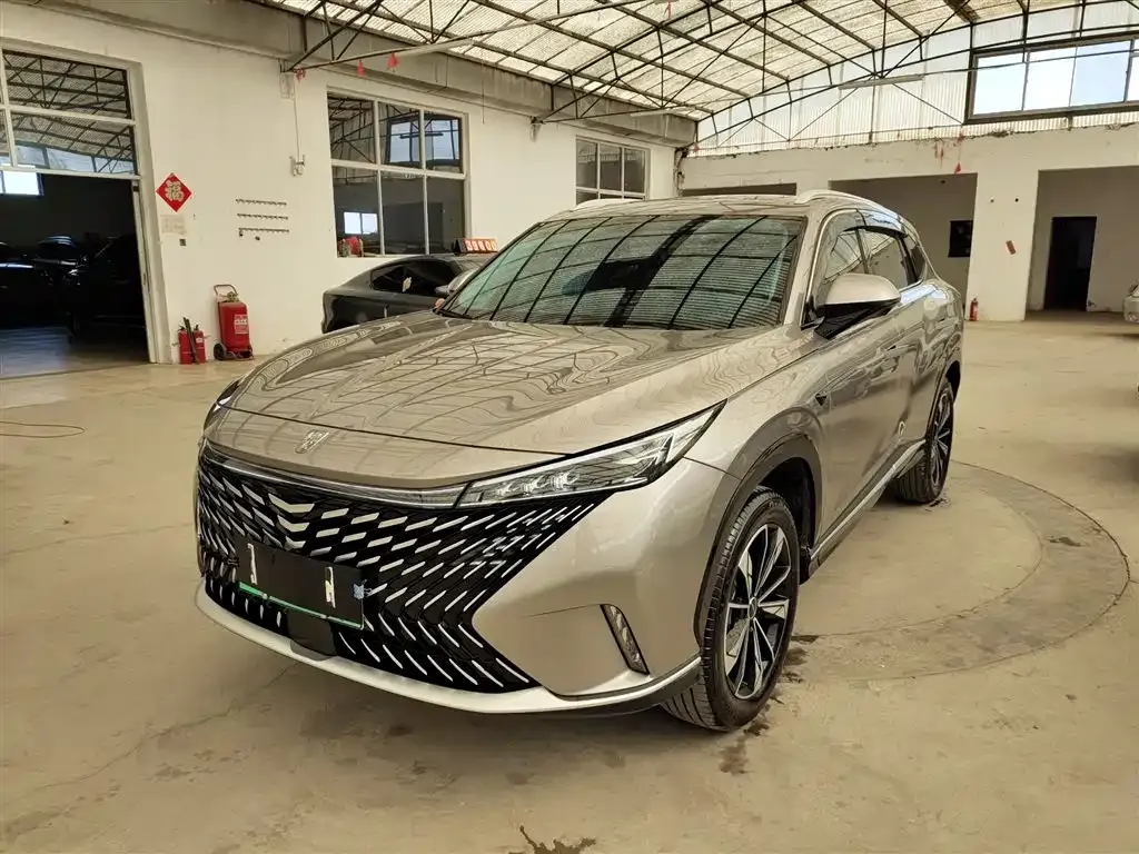Roewe RX5 New Energy — фото 1