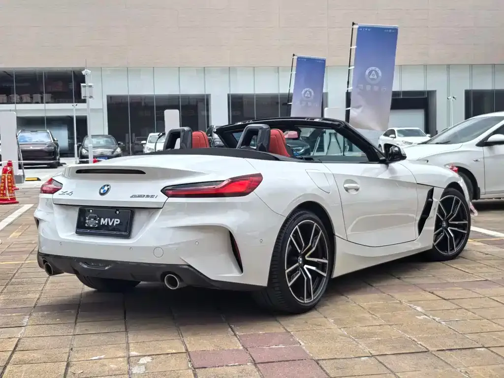 BMW Z4 — фото 8