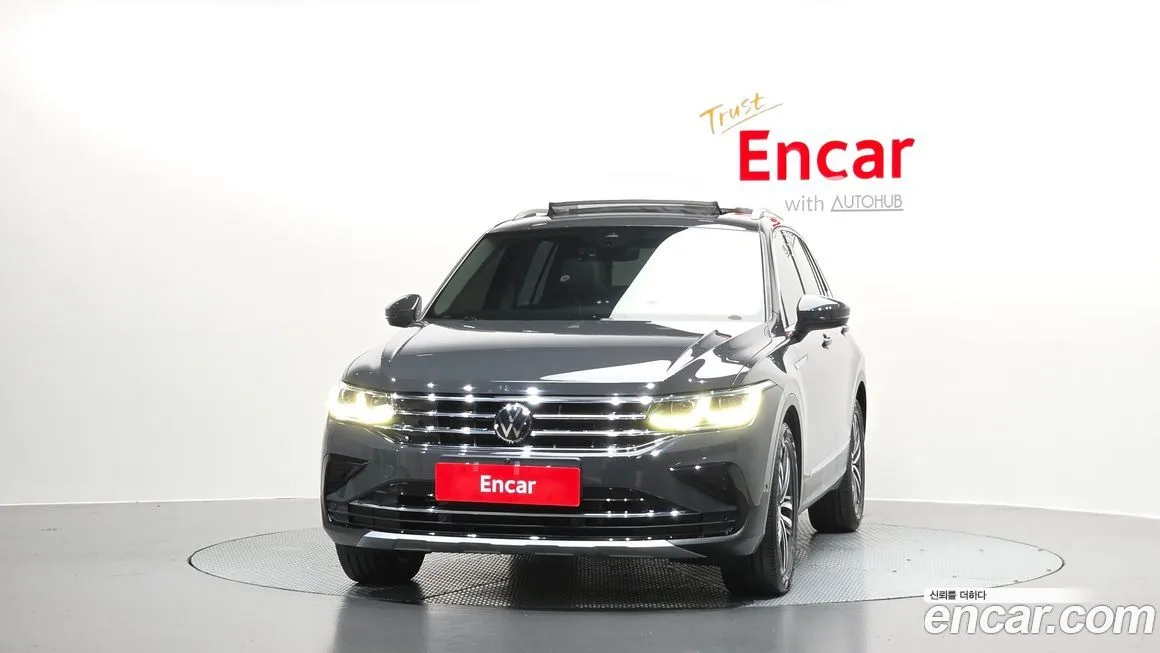 Volkswagen Tiguan — фото 4