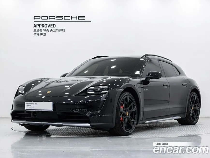 Porsche Taycan — фото 1