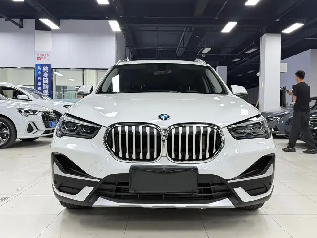 BMW X1 — фото 3