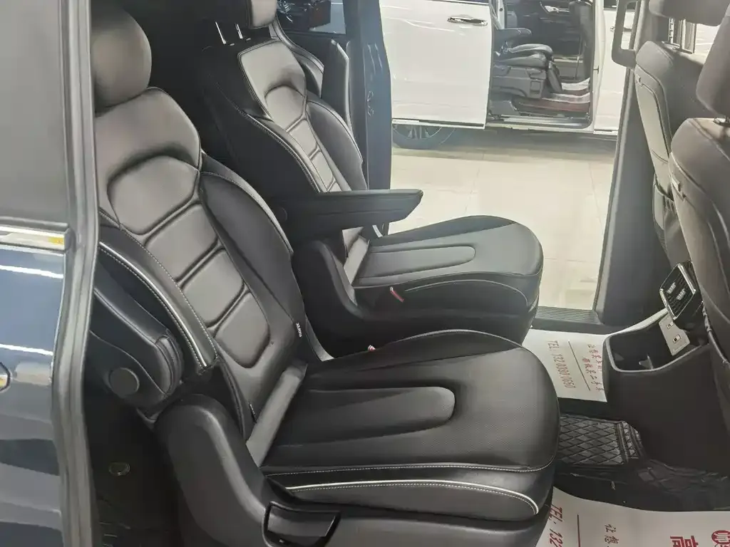 Hyundai Custo — фото 6