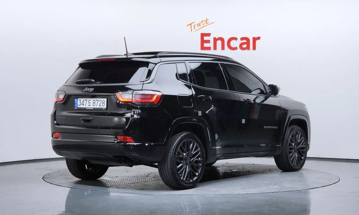 Jeep Compass — фото 3