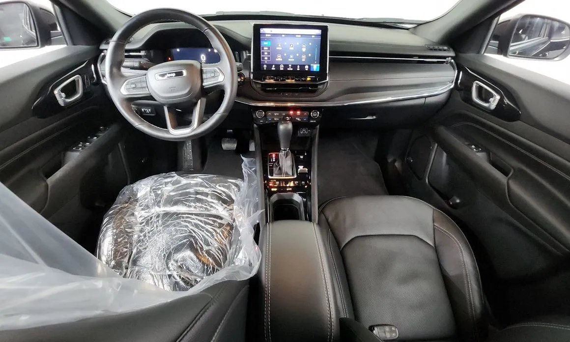 Jeep Compass — фото 10