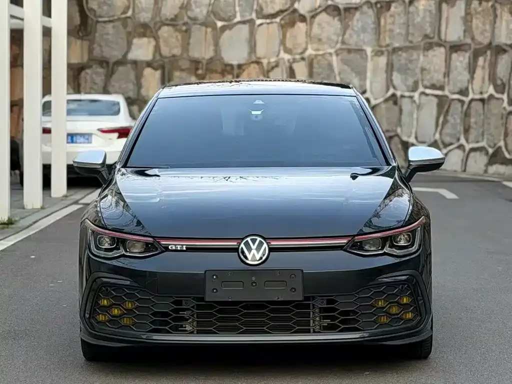 Volkswagen Golf GTI — фото 4