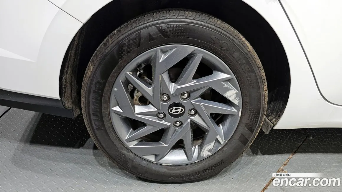 Hyundai AVANTE — фото 9
