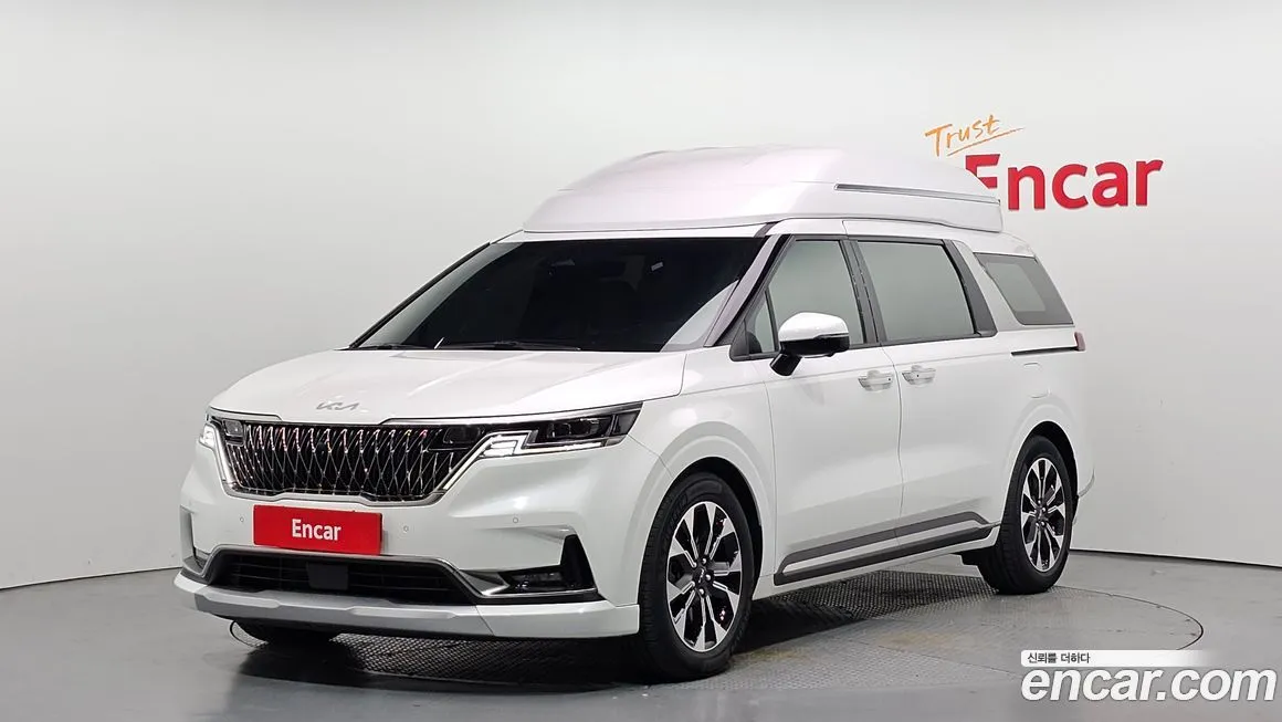 Kia Carnival — фото 1