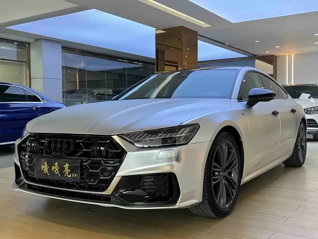 Audi A7 — фото 1