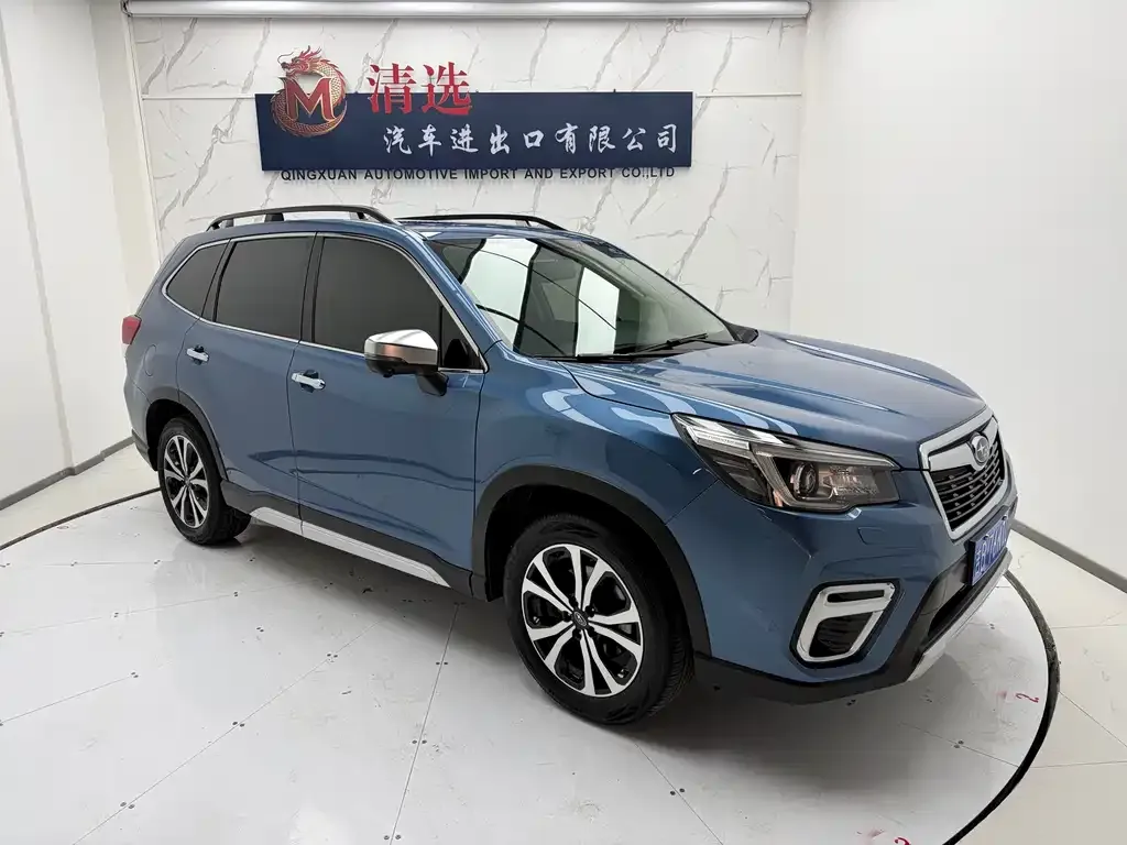 Subaru Forester — фото 4