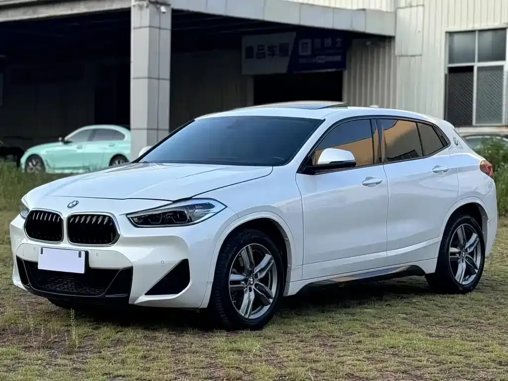 BMW X2 — фото 6
