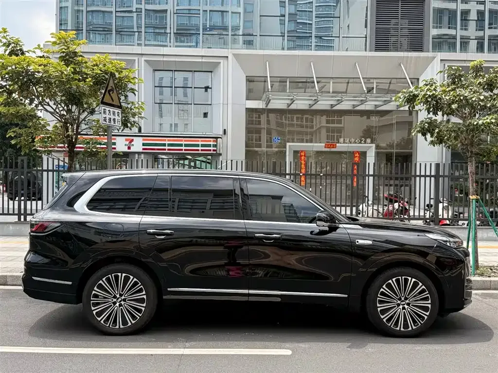 Geely Galaxy M9 — фото 7