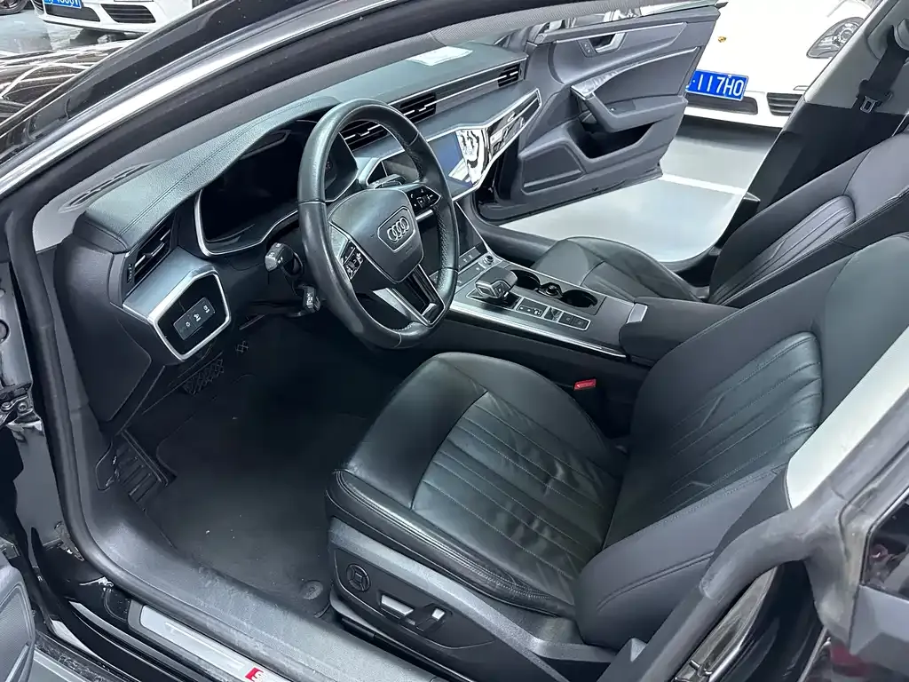 Audi A7 — фото 5