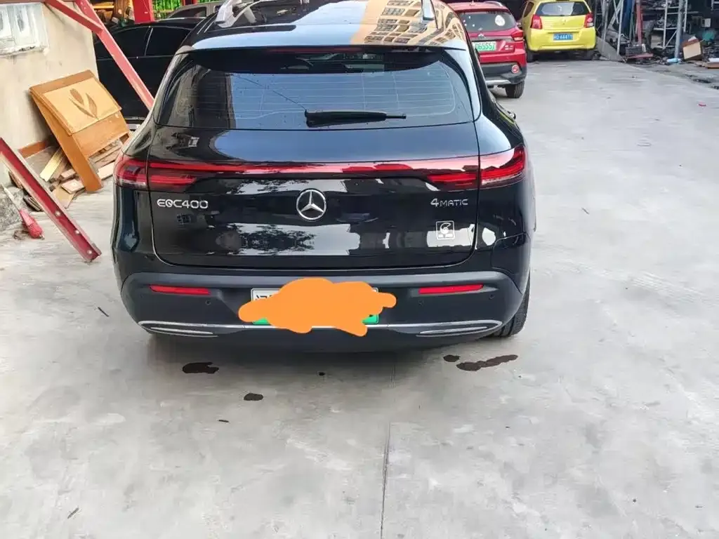 Mercedes-Benz EQC — фото 2