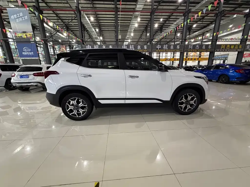 Kia KX3 — фото 8