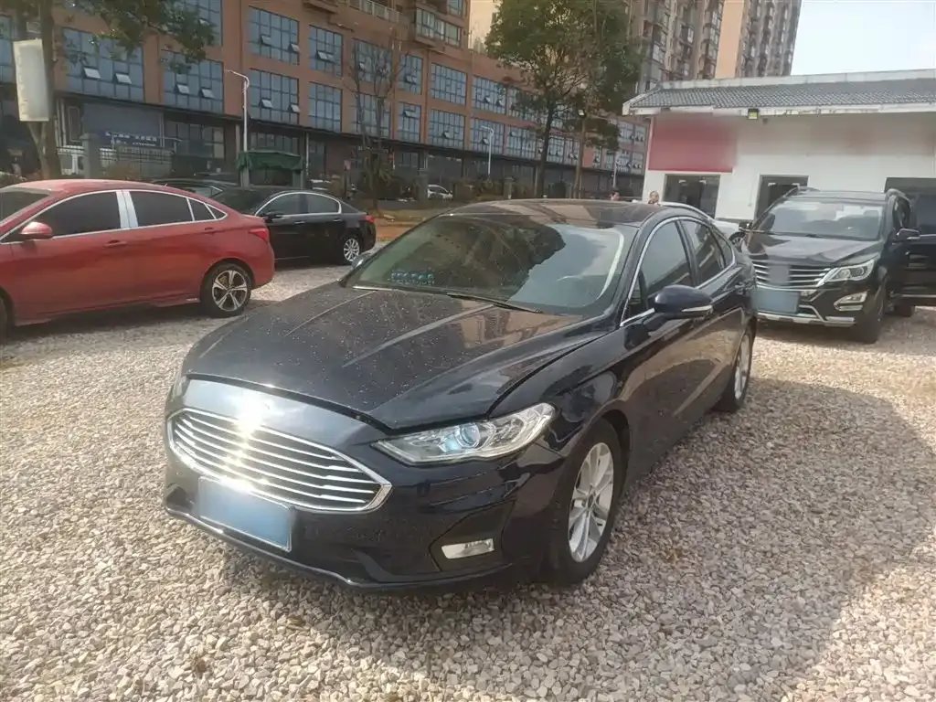 Ford Mondeo — фото 5
