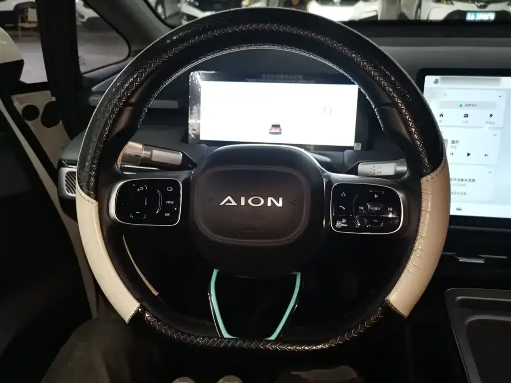 Aion Y — фото 7
