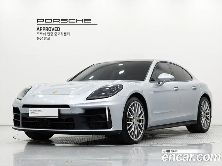 Porsche Panamera — фото 1