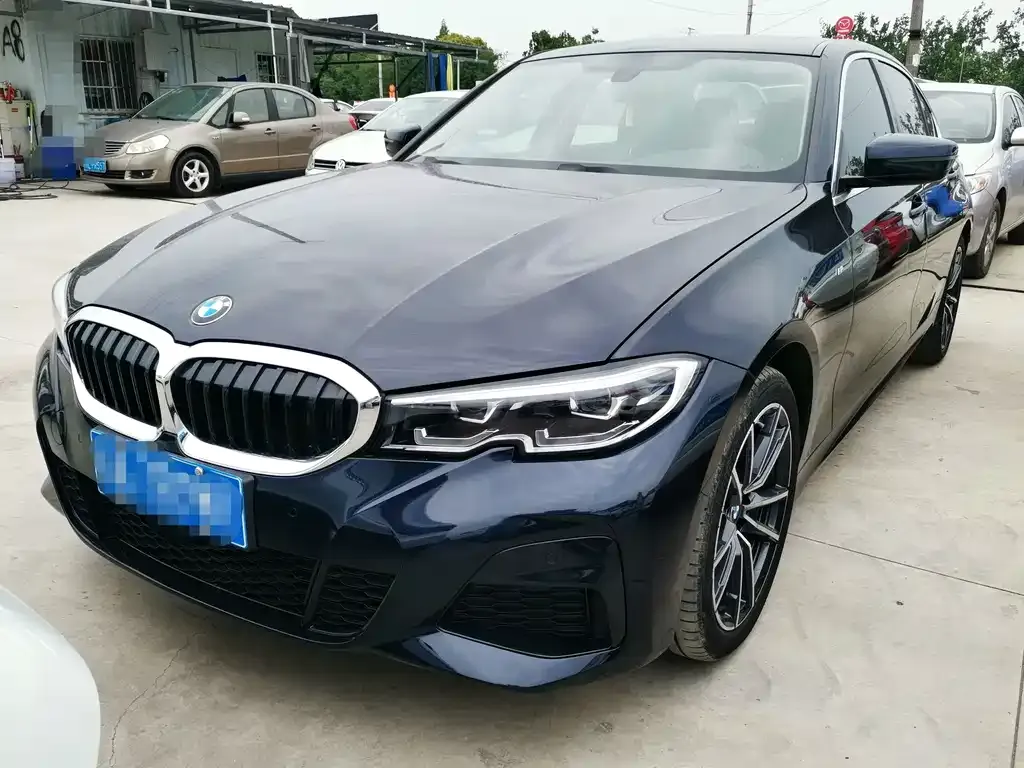 BMW 3 Series — фото 1