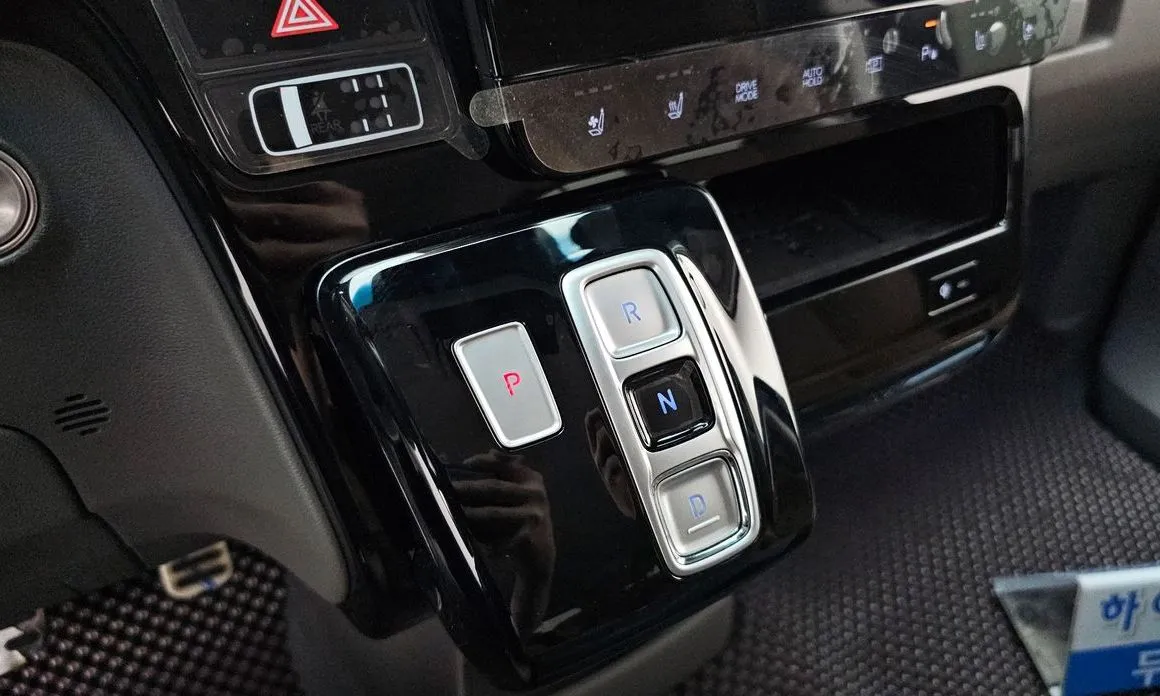 Hyundai Staria — фото 7