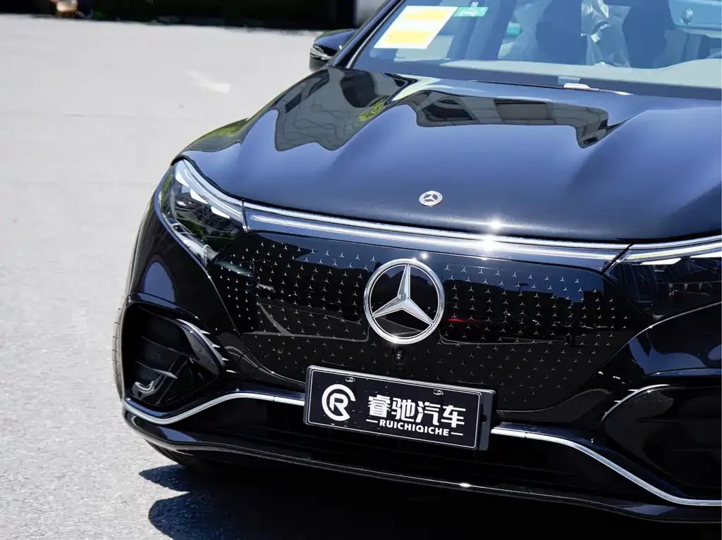 Mercedes-Benz EQS SUV — фото 2