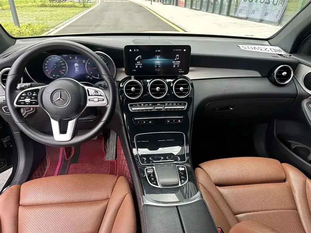 Mercedes-Benz GLC Coupe — фото 9